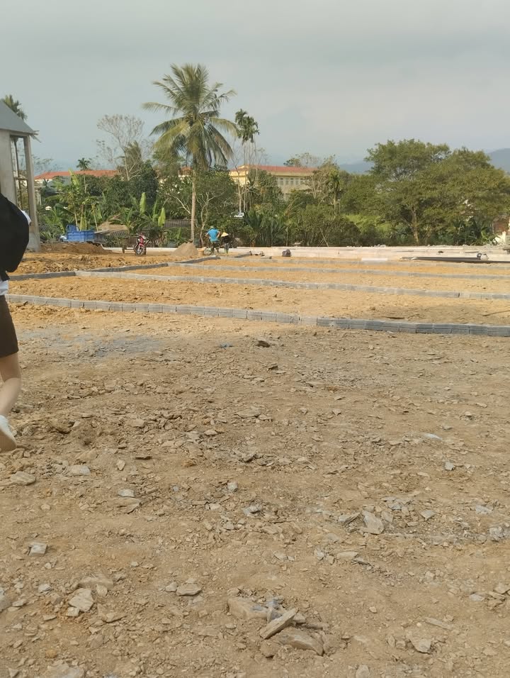 Đất nền Thạch Cẩm 108m² giá 285 triệu - Mặt tiền 5m, hướng Đông Nam mát mẻ!