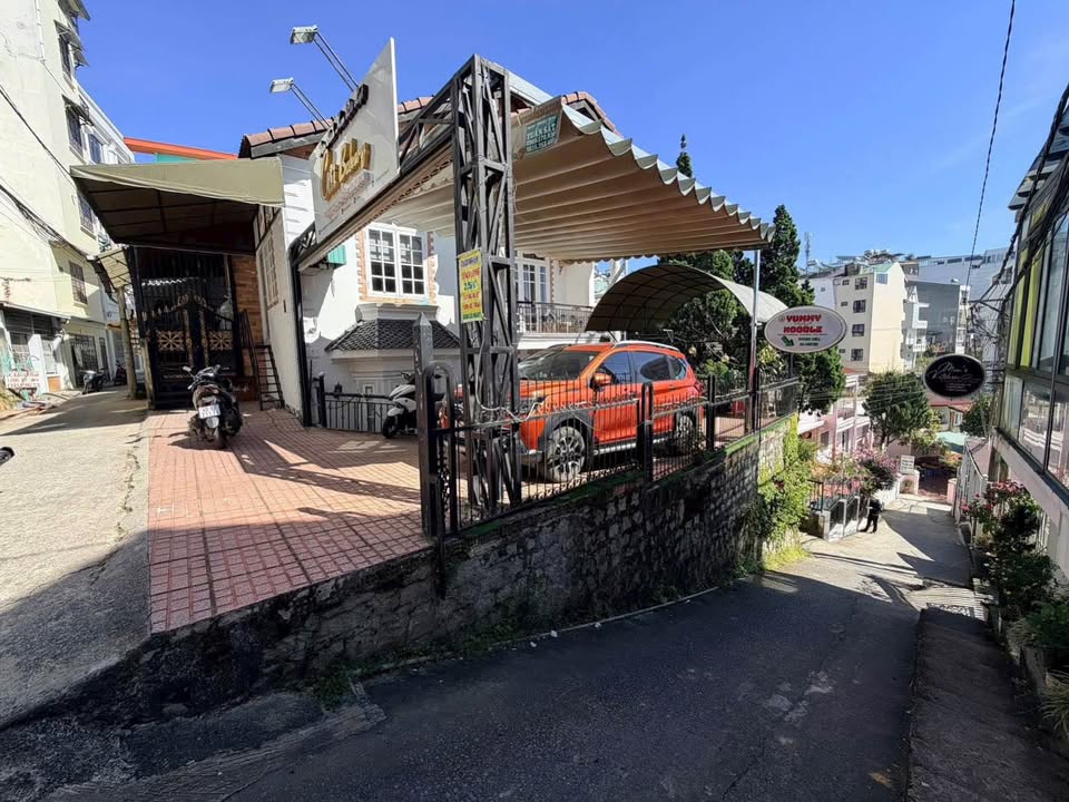 Đất nền Đà Lạt - 2 lô mặt tiền Đào Duy Từ, giá 6,8 tỷ/lô - Cơ hội đầu tư vàng!