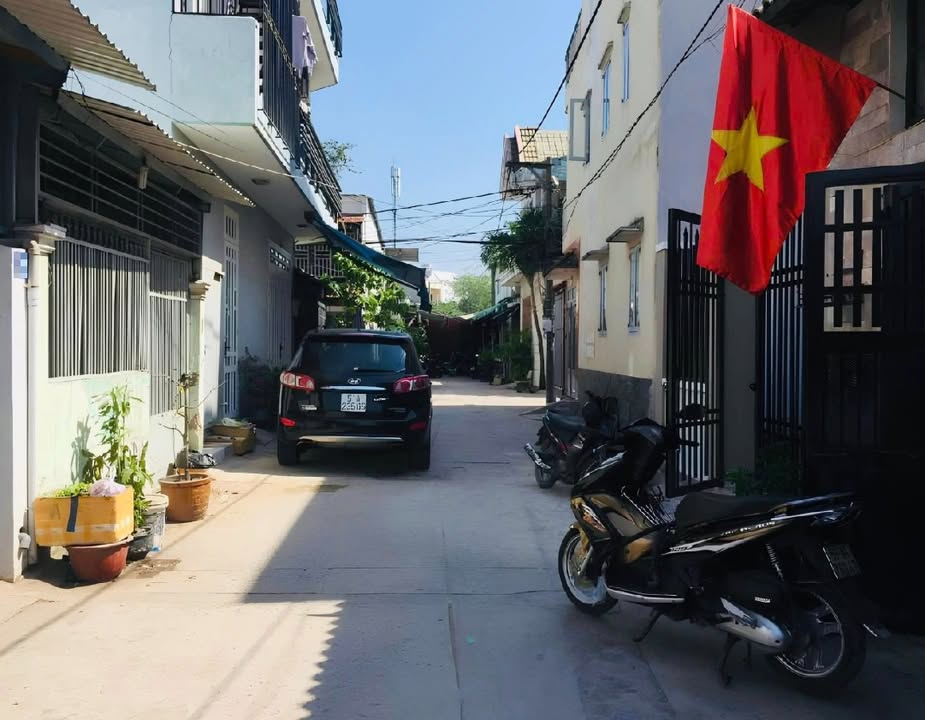 Nhà 3 Tầng Đường số 13 Linh Xuân 64m² giá 5.1 tỷ - Cơ hội sở hữu cực hiếm!