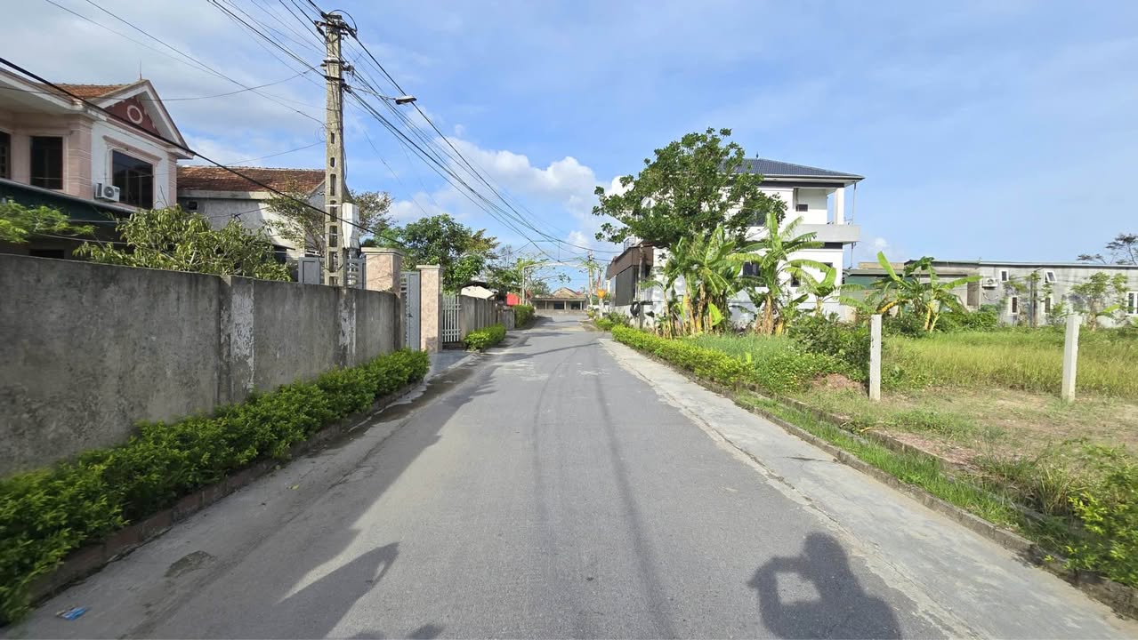 Đất thổ cư thôn Hòa Bình, xã Việt Xuyên, 312m² - Sát khu công nghiệp Vsip