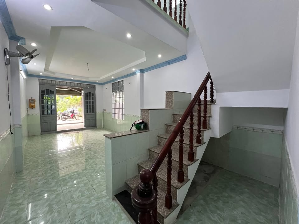 Nhà riêng Thủ Đức 115m² giá 6 tỷ - Ô tô vào tận nhà, an ninh tuyệt đối!