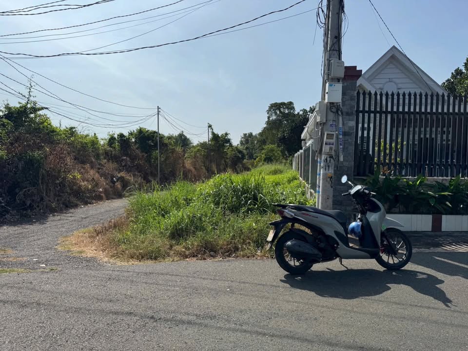 Đất nền lô góc 52 Hoà Long - 225m² giá 2.05 tỷ - Sổ riêng chính chủ!