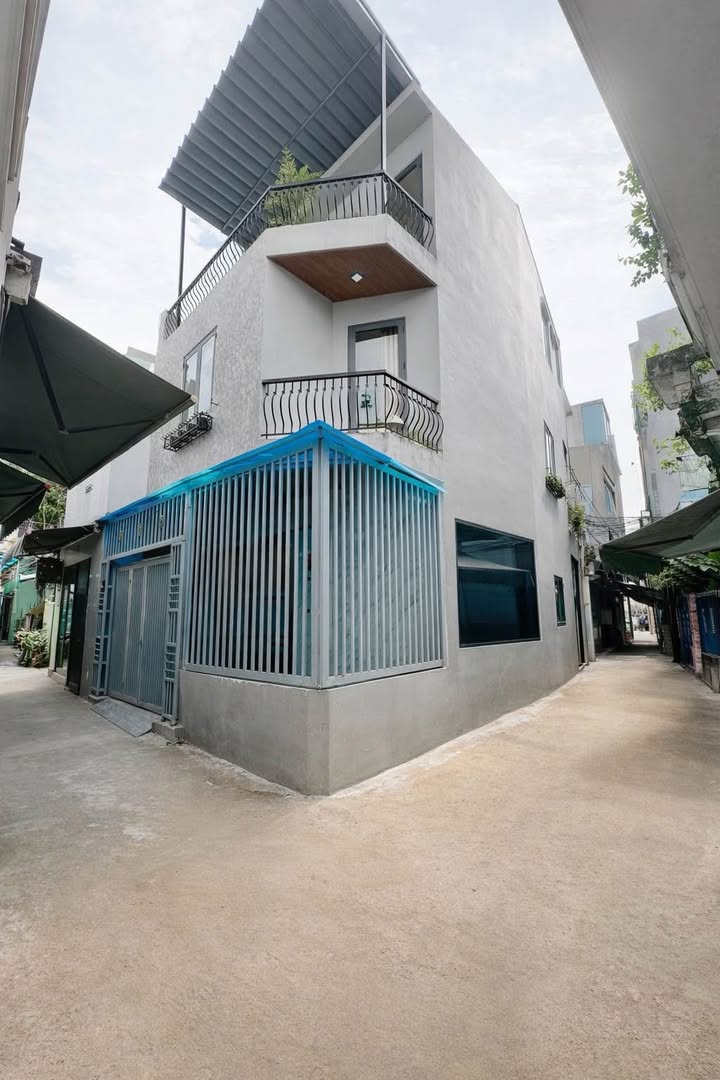 Nhà lô góc Phan Thanh, Đà Nẵng 55m² giá 4 tỷ - Thiết kế đẹp, gần Đại học Duy Tân!