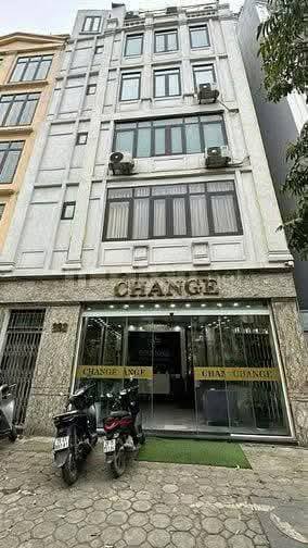 Cho thuê nhà mặt phố Trường Chinh 50m² giá thương lượng - Thang máy tiện lợi!