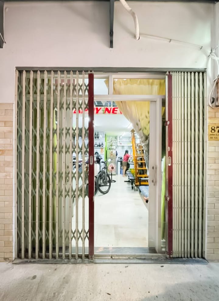 Nhà lô nhì mặt tiền đường Số 10, quận 7, 20m² giá 3.1 tỷ - Nhà mới đẹp, vào ở ngay!