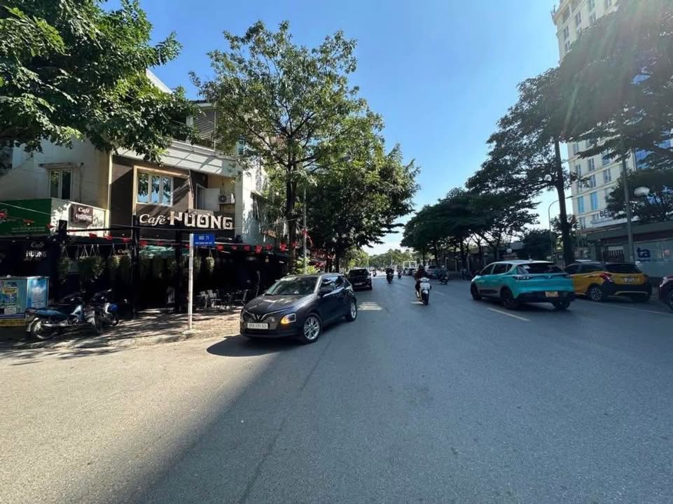 Nhà mặt phố Hoàng Như Tiếp, Long Biên 86m² giá 57.5 tỷ - Cơ hội đầu tư vàng!