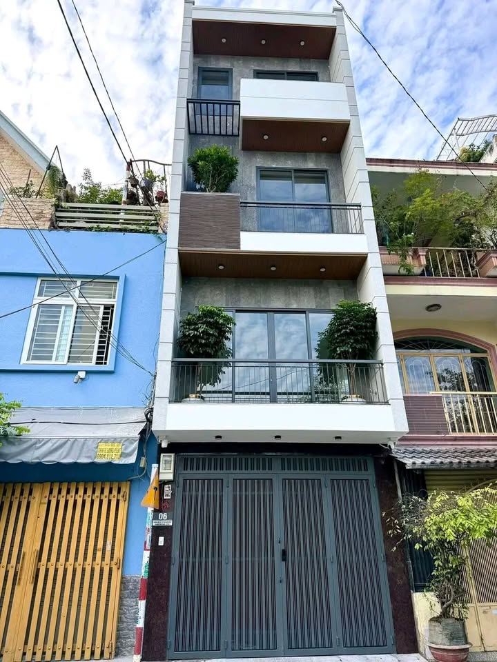 Nhà cao cấp Lâm Văn Bền, Q7 - 64m² giá 16.8 tỷ - Sổ hồng chính chủ!