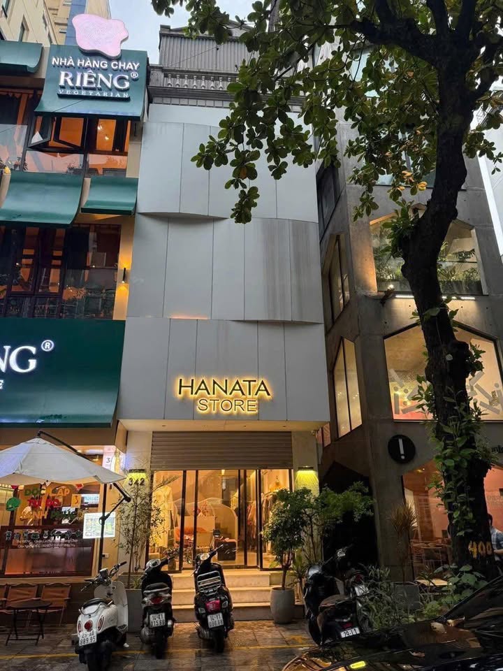 Nhà cho thuê Nguyễn Thị Định, Cầu Giấy 60m² giá 30 triệu - Thiết kế hiện đại, vị trí đắc địa!