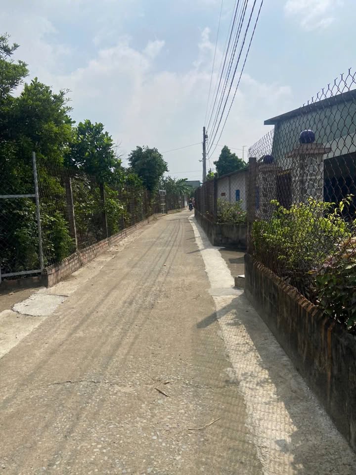 Nhà riêng Vĩnh Cửu 653m² giá 3.49 tỷ - Hai mặt tiền thông thoáng!