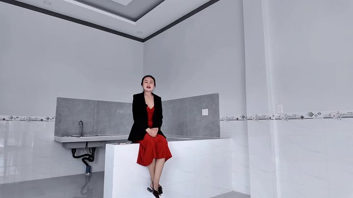 Nhà mặt tiền Tây Hòa, Trảng Bom 120m² giá 4 tỷ - Sổ hồng riêng, thổ cư, tiện ích gần trường học!