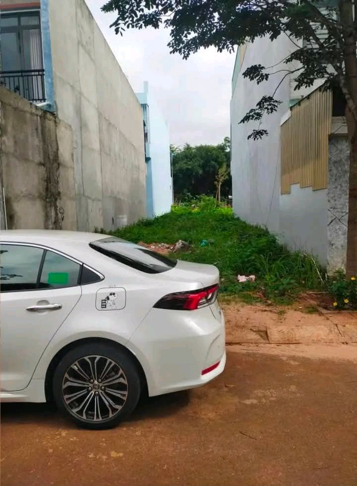 Đất nền đường Nguyễn Bỉnh Khiêm, P. Phước Bình, 120m² giá 2.1 tỷ - Vị trí đẹp, tiềm năng phát triển!