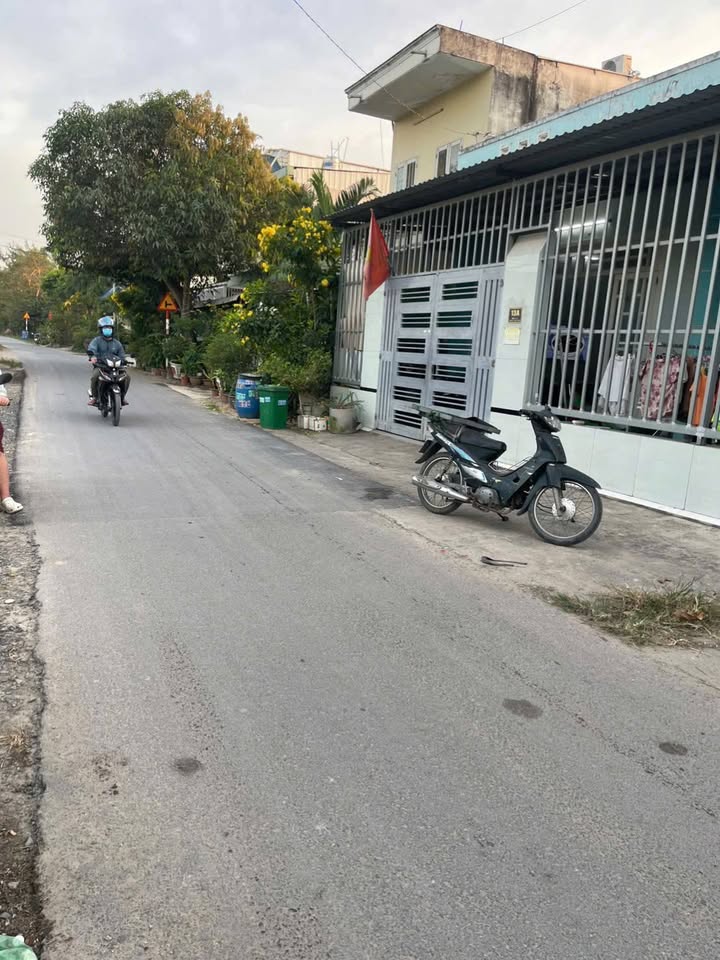 Nhà lầu Hòa Phú, Củ Chi 50m² giá 1.75 tỷ - Kinh doanh thuận lợi!