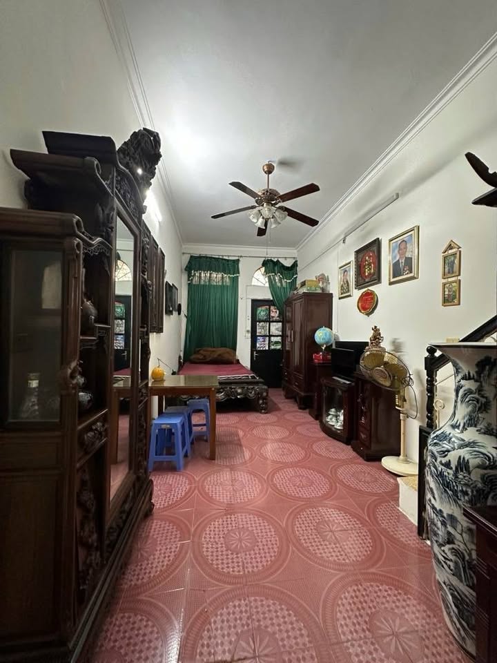 Nhà mặt phố Bạch Mai, quận Hai Bà Trưng, 22m² giá 9 tỷ - Kinh doanh sầm uất!