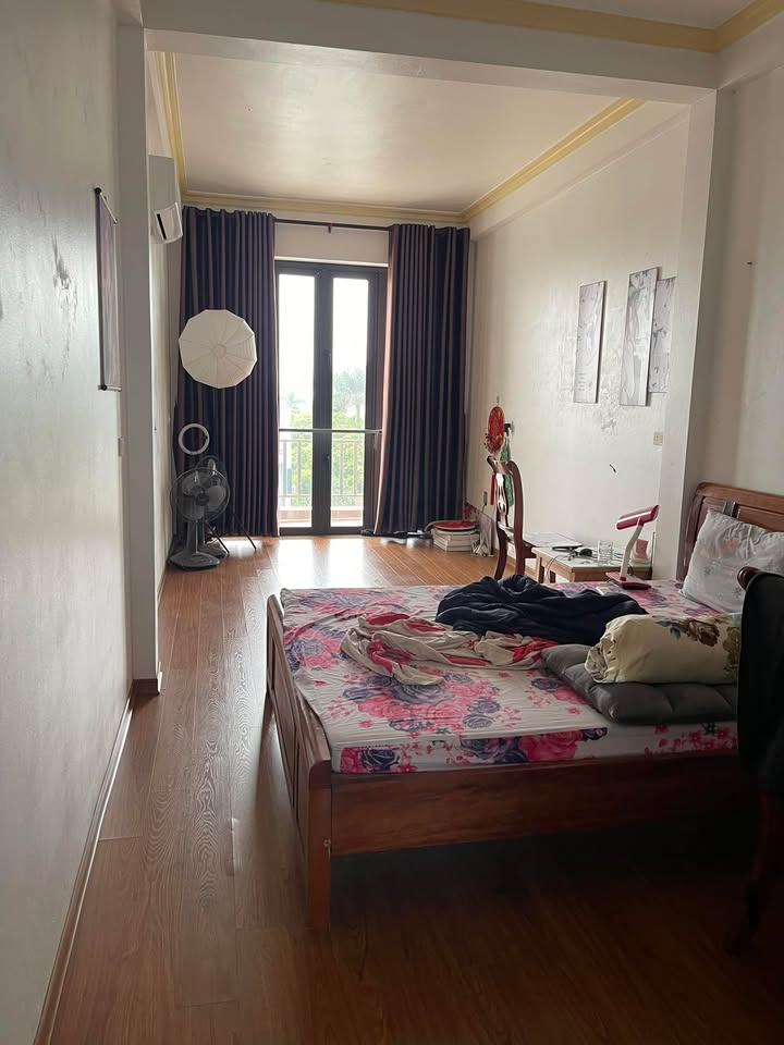 Nhà 5 tầng Minh Đức 50m² giá 3.3 tỷ - Nội thất đầy đủ, sẵn sàng ở ngay!