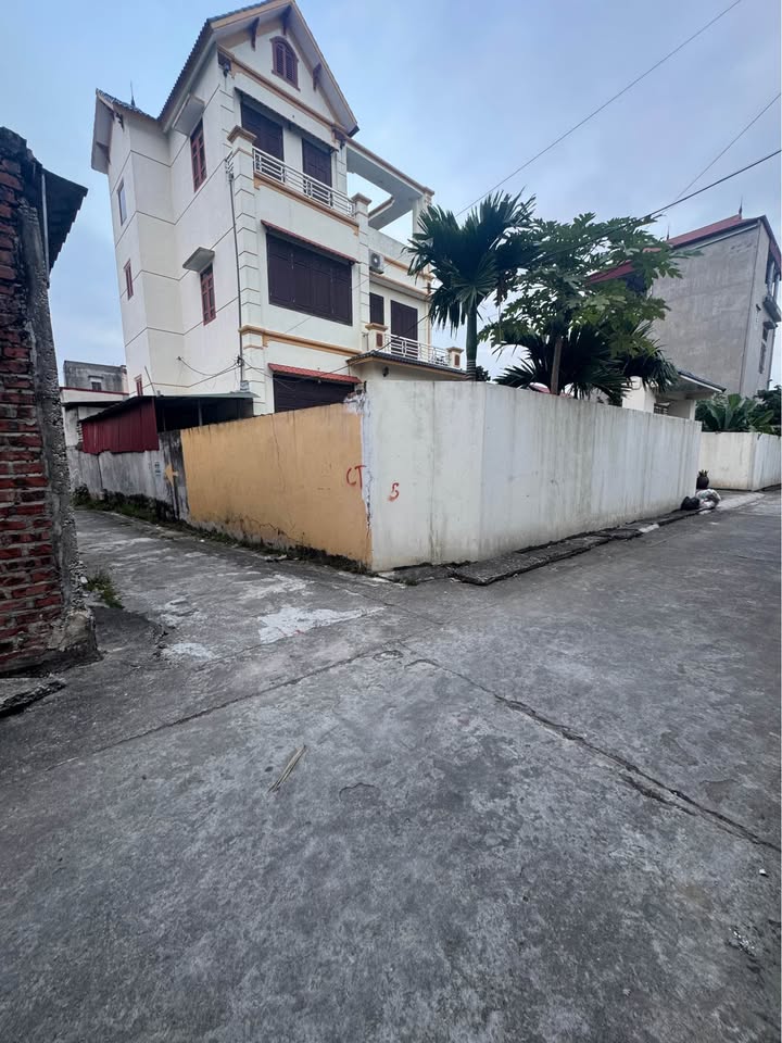 Đất nền Trạm Lộ, Thuận Thành 95m² giá 1.9 tỷ - Ô tô 7 chỗ vào tận nơi!