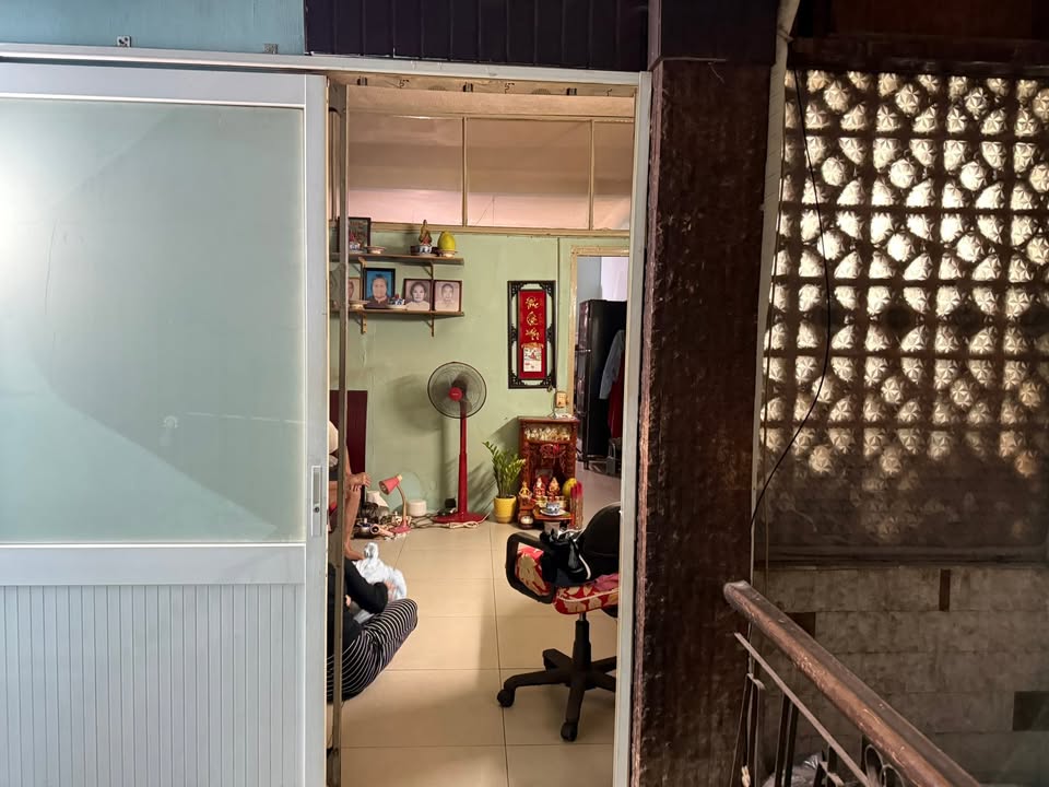 Nhà riêng Cầu Kho, Quận 1, 52m² giá chỉ 2 tỷ - Chính chủ bán gấp!