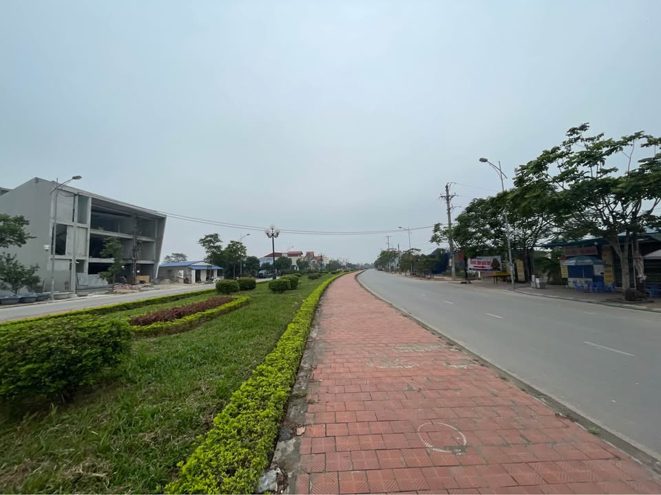 Đất liền kề mặt đường Nam Phong, Nam Định 190m² giá 2.99 tỷ - Đầu tư sinh lời cao!