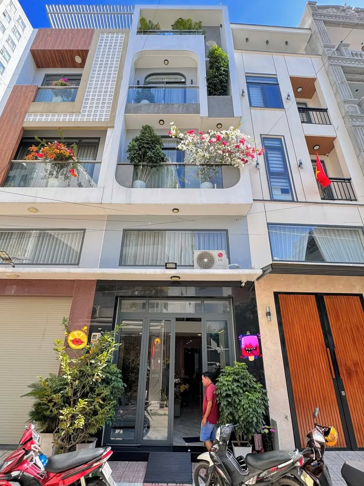 Nhà phố Bình Tân 56m² giá 6.9 tỷ - Gần Ngã Tư Bốn Xã, hẻm xe hơi