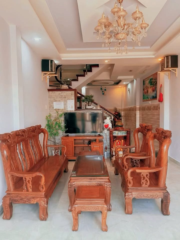 Nhà nghỉ dưỡng L'Home Đà Lạt 4PN - Không gian riêng tư, đầy đủ tiện nghi!