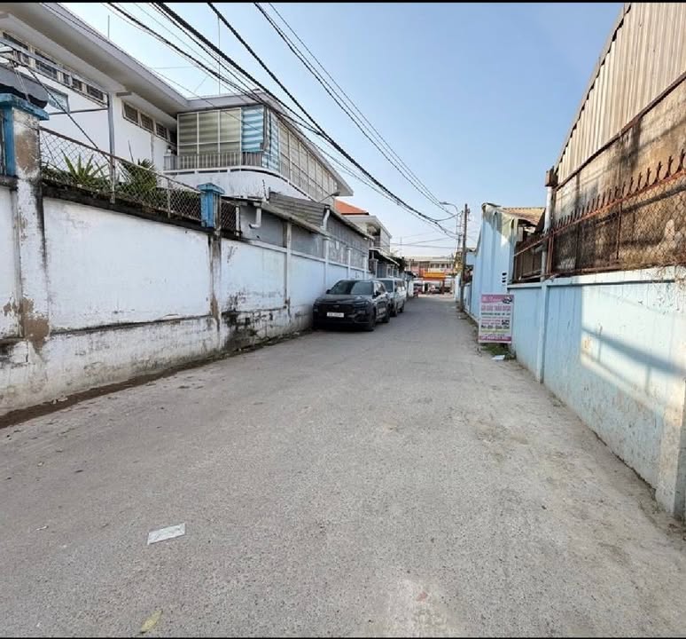 Đất nền Long Trường, Thủ Đức 120m² giá 6.3 tỷ - Tặng nhà 2 tầng cũ cho khách hàng!