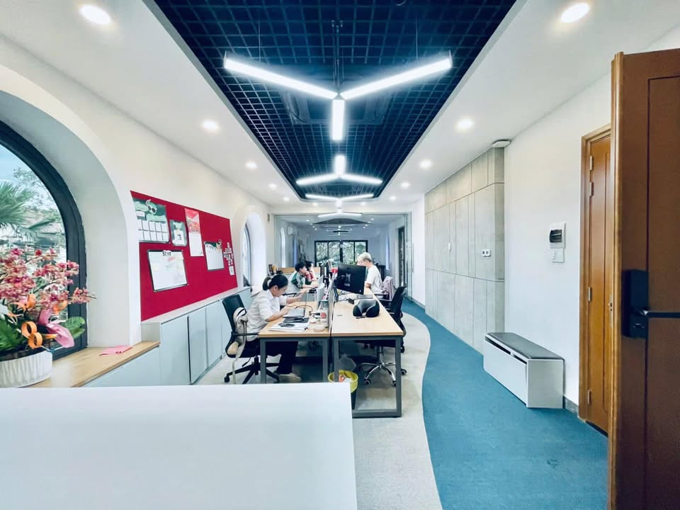 Cho thuê văn phòng tầng 2 Trần Văn Sắc, Thảo Điền 110m² giá 40 triệu - Phù hợp cho doanh nghiệp!