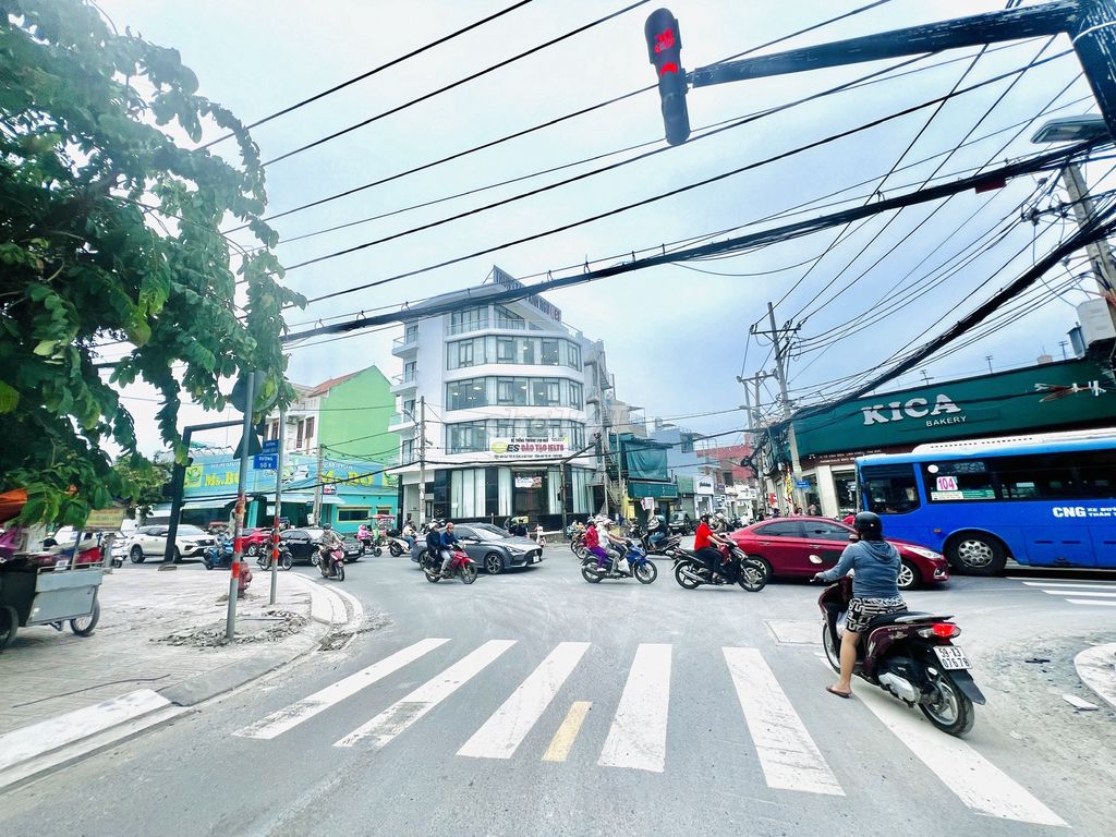 Dãy nhà trọ 22 phòng mặt tiền Hoàng Diệu 2, 364m² chỉ 22 tỷ - Cơ hội đầu tư sinh lời!