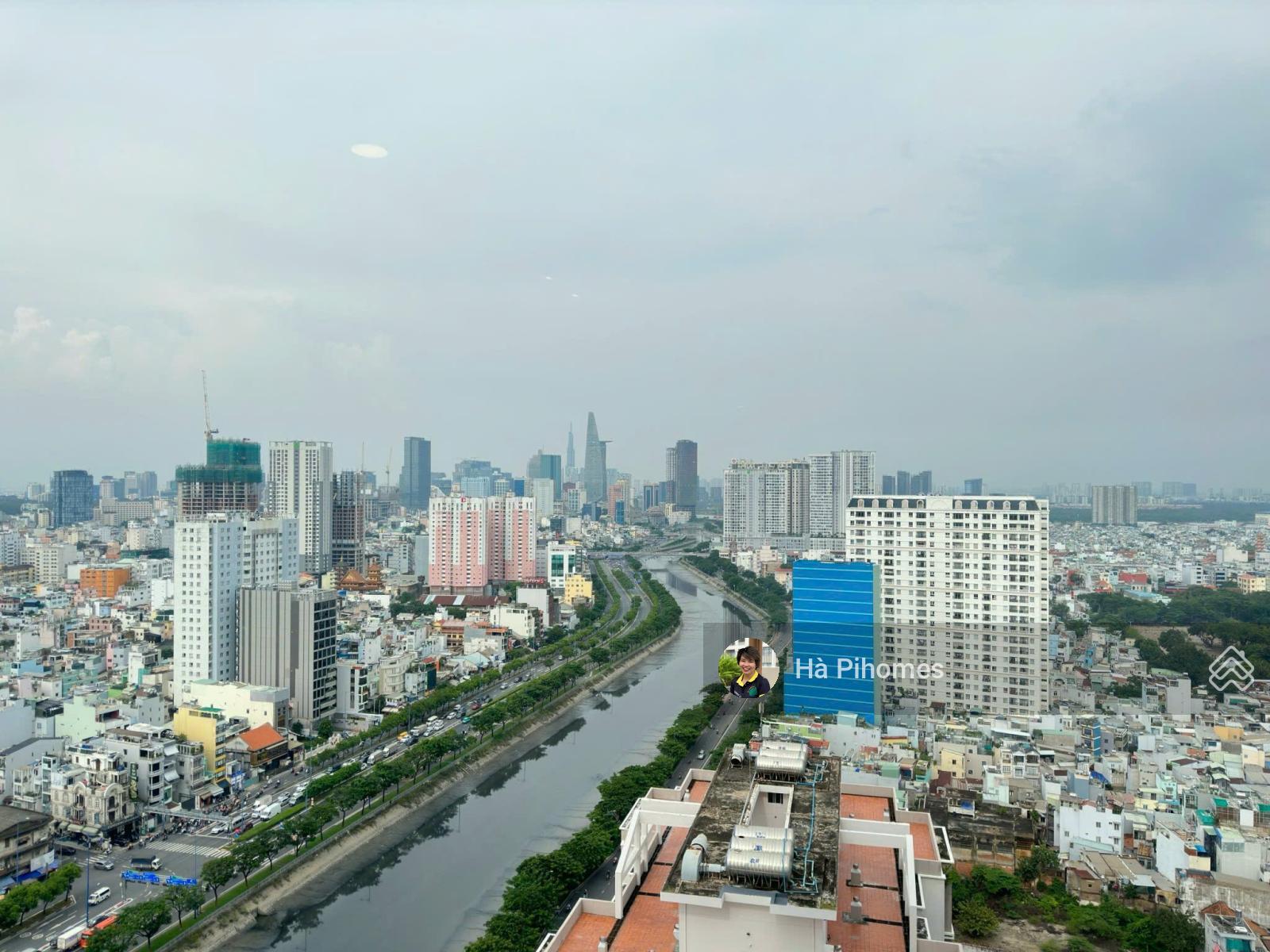 Căn hộ 2PN The Gold View Quận 4 63m² giá 15 triệu - Sẵn sàng vào ở!
