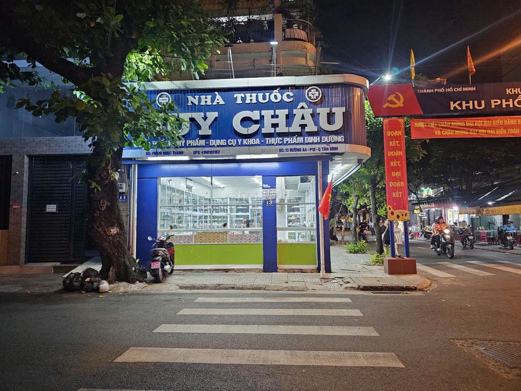 Nhà cho thuê góc 2 mặt tiền Đường A4, Quận Tân Bình, 240m² - Vị trí đắc địa, kinh doanh thuận lợi!