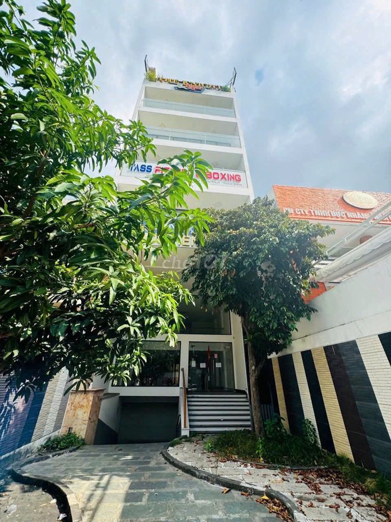 Building Siêu Đẹp Mặt Tiền Đường Xuân Thủy Thảo Điền Quận 2 1200m² Giá 220 triệu - Kinh doanh đa ngành nghề!