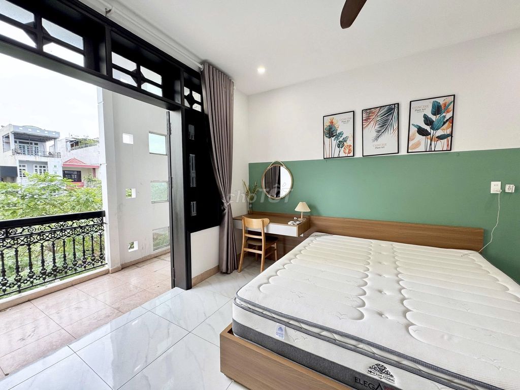 Căn hộ 1PN Đà Nẵng 60m² giá 12.5 triệu - Đầy đủ nội thất và ban công rộng rãi!