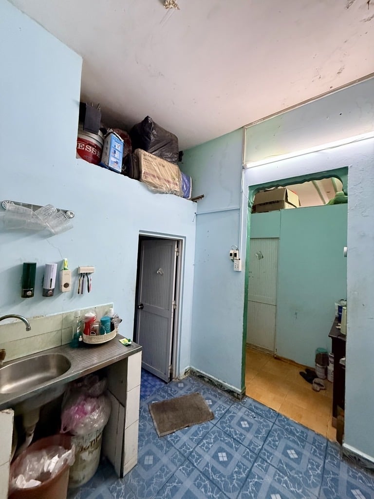 Nhà đất hẻm xe tải 10m Nguyễn Văn Linh, Quận 7, 80m² giá 9.5 tỷ - Tiềm năng phát triển cao!