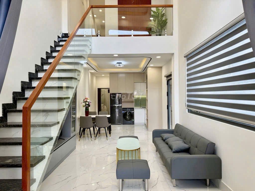 Nhà mặt tiền Dương Bá Trạc, quận 8, 60m² giá 8.3 tỷ - Kinh doanh sầm uất!