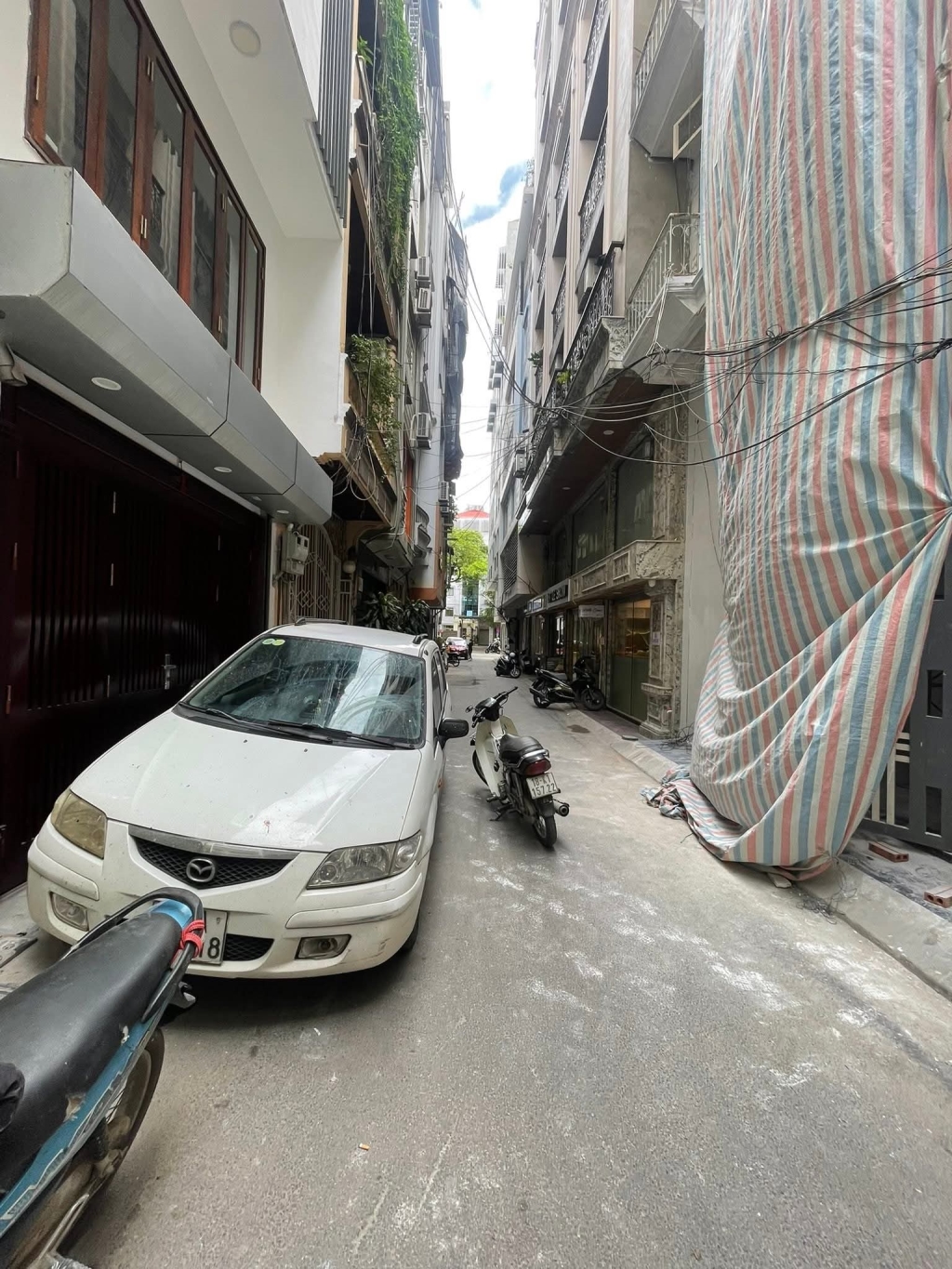 Nhà phố Thịnh Quang, Đống Đa 52m² giá 17.5 tỷ - Thiết kế hiện đại, ô tô vào tận nơi!