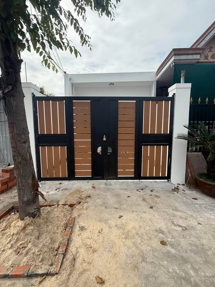 Nhà mặt tiền đường nhựa Thanh Hải Phan Thiết 80m² giá 1.55 tỷ - Sẵn sàng vào ở ngay!