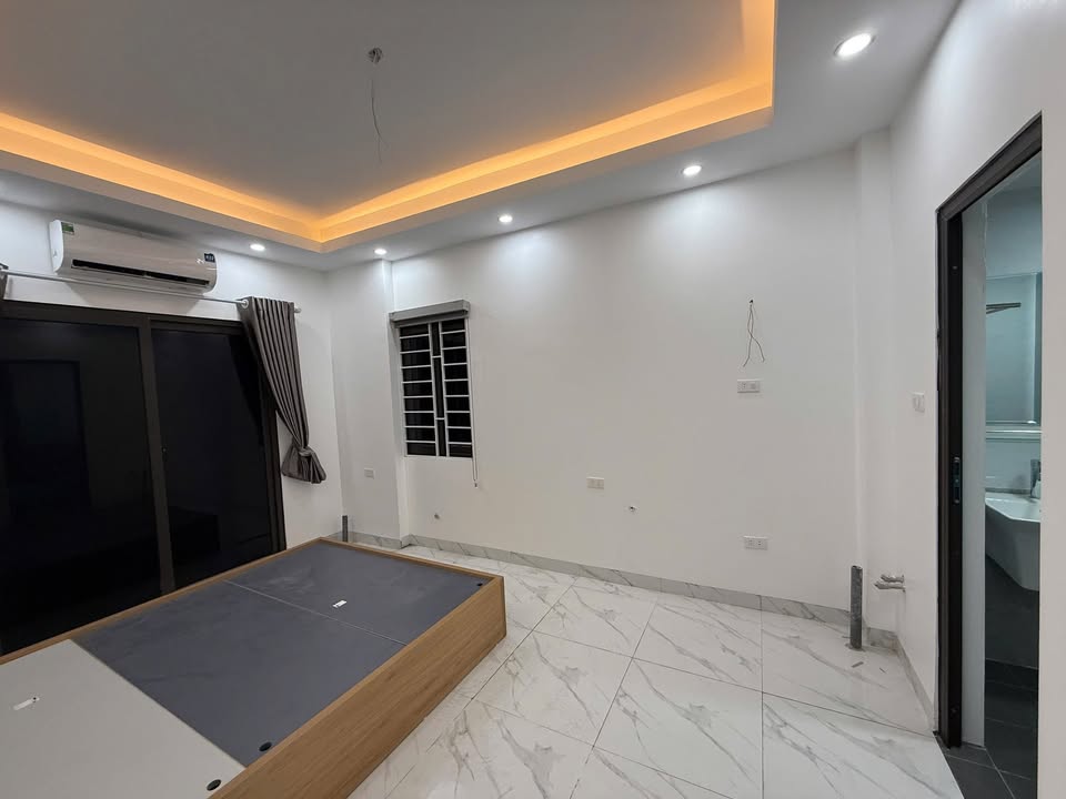 Phòng trọ cho thuê tại Ngõ 197 Trung Kiên, Tây Tựu 18m² giá 3 triệu - Nội thất đầy đủ, vào ở ngay!