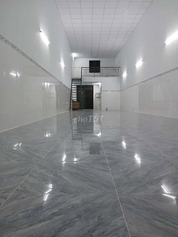 Nhà cho thuê đường Lê Trọng Tấn quận Tân Bình 156m² - Mới 100%, trống suốt!