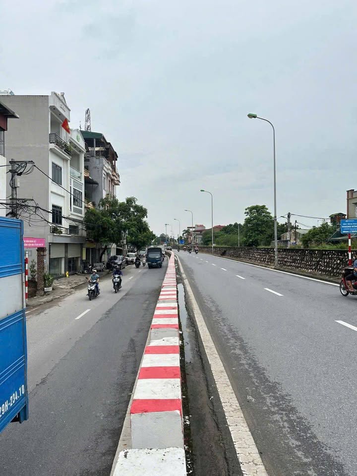 Nhà phố Đông Ngạc 85m² giá 21 tỷ - Đầu tư sinh lời ngay!