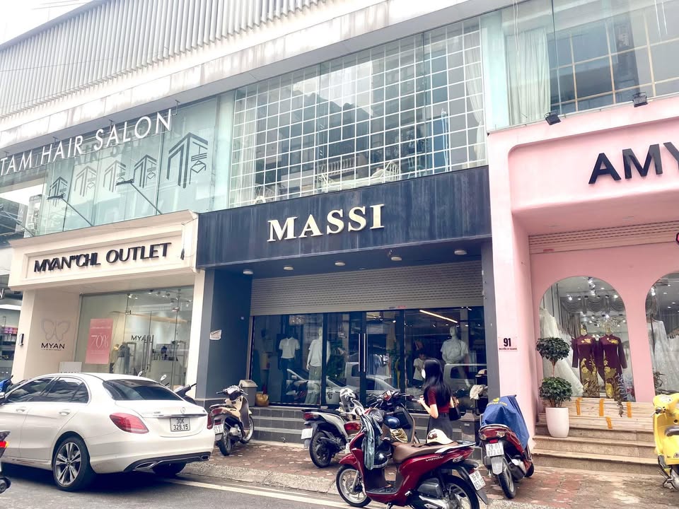 Cho thuê nhà mặt tiền Nguyễn Hy Quang, Đống Đa 90m² - Vị trí đắc địa, phù hợp kinh doanh!