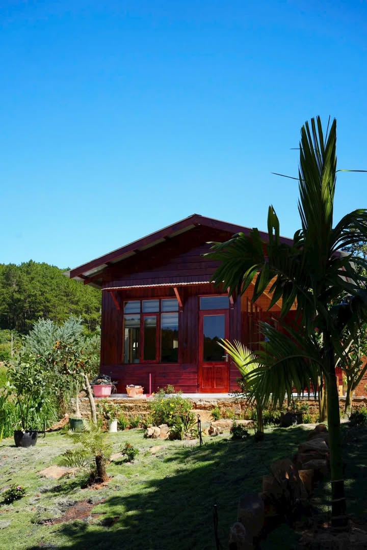 Farm tại xã Mê Linh, Lâm Hà 1300m² giá 3.95 tỷ - Không gian sống hòa mình vào thiên nhiên!