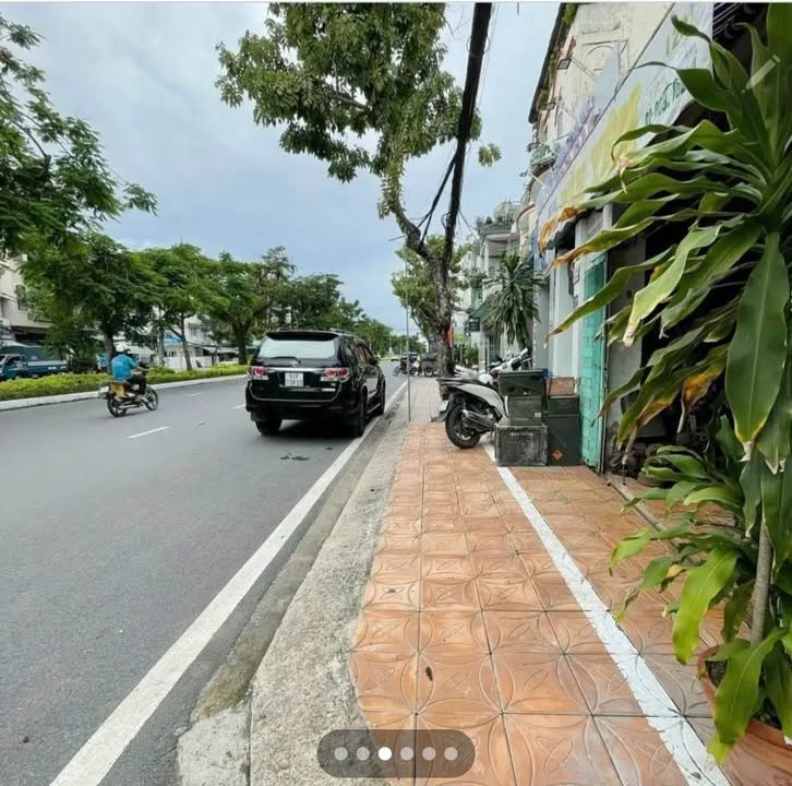 Nhà 2 mặt tiền đường Trần Phú, Cái Khế, 109m² giá 15 tỷ - Kinh doanh thuận lợi!