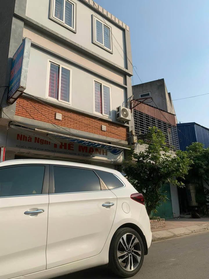 Nhà nghỉ 3 tầng tại Núi Đèo, Thủy Nguyên 40,7m² giá chỉ 3 tỷ - Kinh doanh tốt ngay trung tâm!