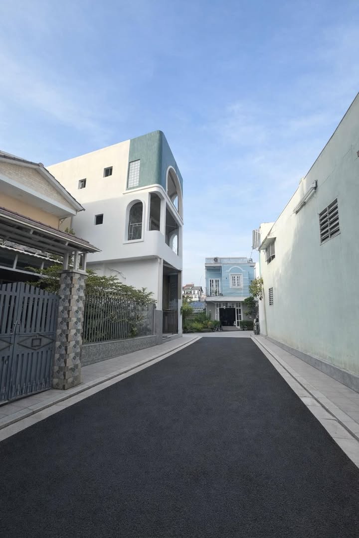 Nhà 3 tầng Hoàng Trọng Mậu 67m² - Ô tô đỗ ngày đêm, đầy đủ nội thất!