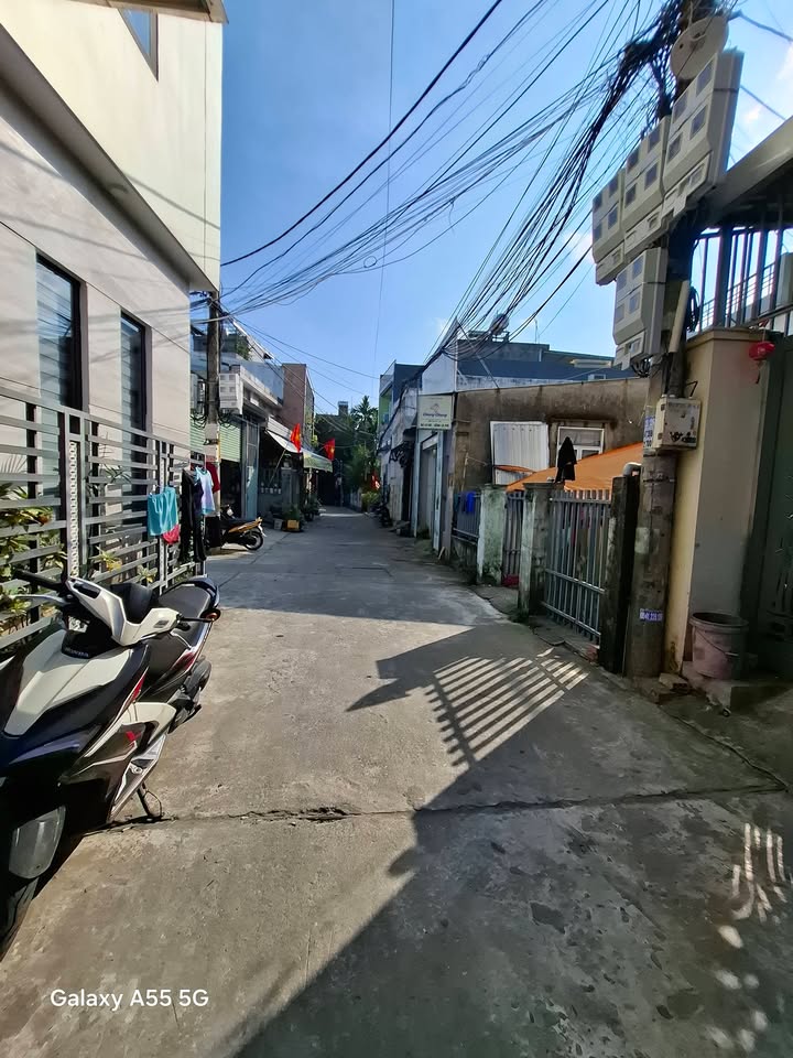 Nhà 3 tầng Hòa Minh, Đà Nẵng 50.3m² giá 4.8 tỷ - Thiết kế hiện đại, vào ở ngay!