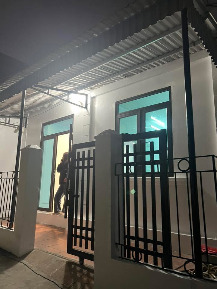 Nhà cấp 4 Bãi Cháy 83,5m² giá 1 tỷ - Sổ đỏ chính chủ, ngõ ô tô vào tận nơi!