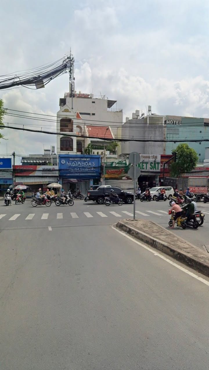 Nhà mặt tiền Quang Trung, Gò Vấp 105m² giá 15 tỷ - Vuông vức, tiện ích đầy đủ!