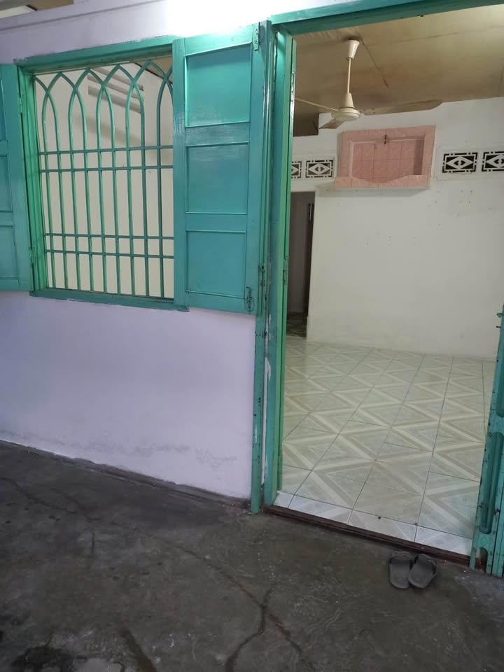 Nhà chính chủ Thủ Đức 70m² giá 5 tỷ - Hẻm xe hơi, gần Đỗ Xuân Hợp!