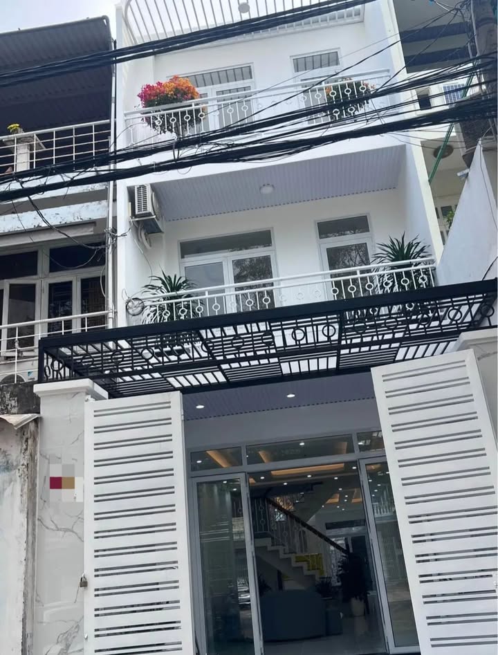 Nhà 1 trệt 2 lầu mặt đường Nguyễn Thiện Thuật, 100m² giá 10.888 tỷ - Sẵn sàng vào ở!