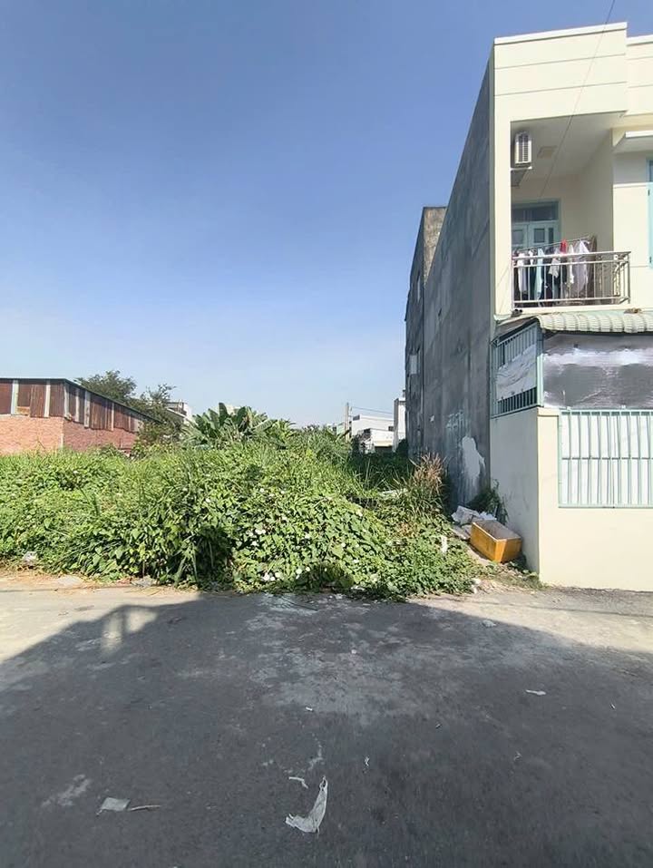 Đất hẻm xe hơi Nguyễn Duy Trinh, Long Trường 93,6m² giá 4,3 tỷ - Sổ hồng riêng, gần chợ, trường học!