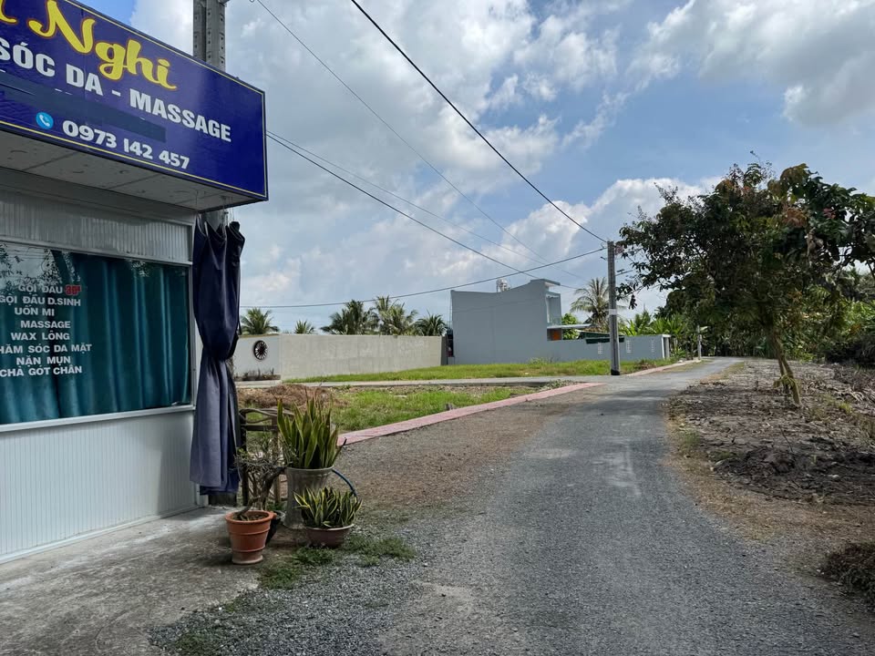 Bán đất nền mặt tiền nhựa 150m² - Gần bệnh viện Sản Nhi Trà Vinh - Giá 550 triệu VND