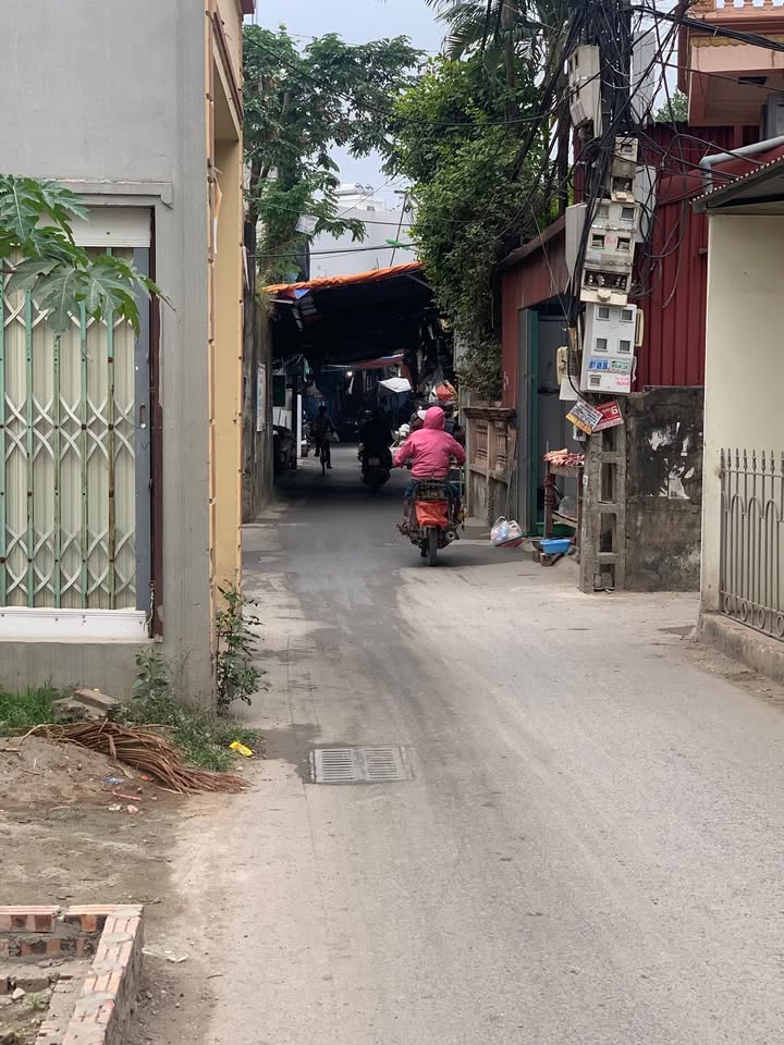 Đất thổ cư tổ 5 Yên Nghĩa, 53m² giá chỉ 6 tỷ - Đầu tư sinh lời ngay!